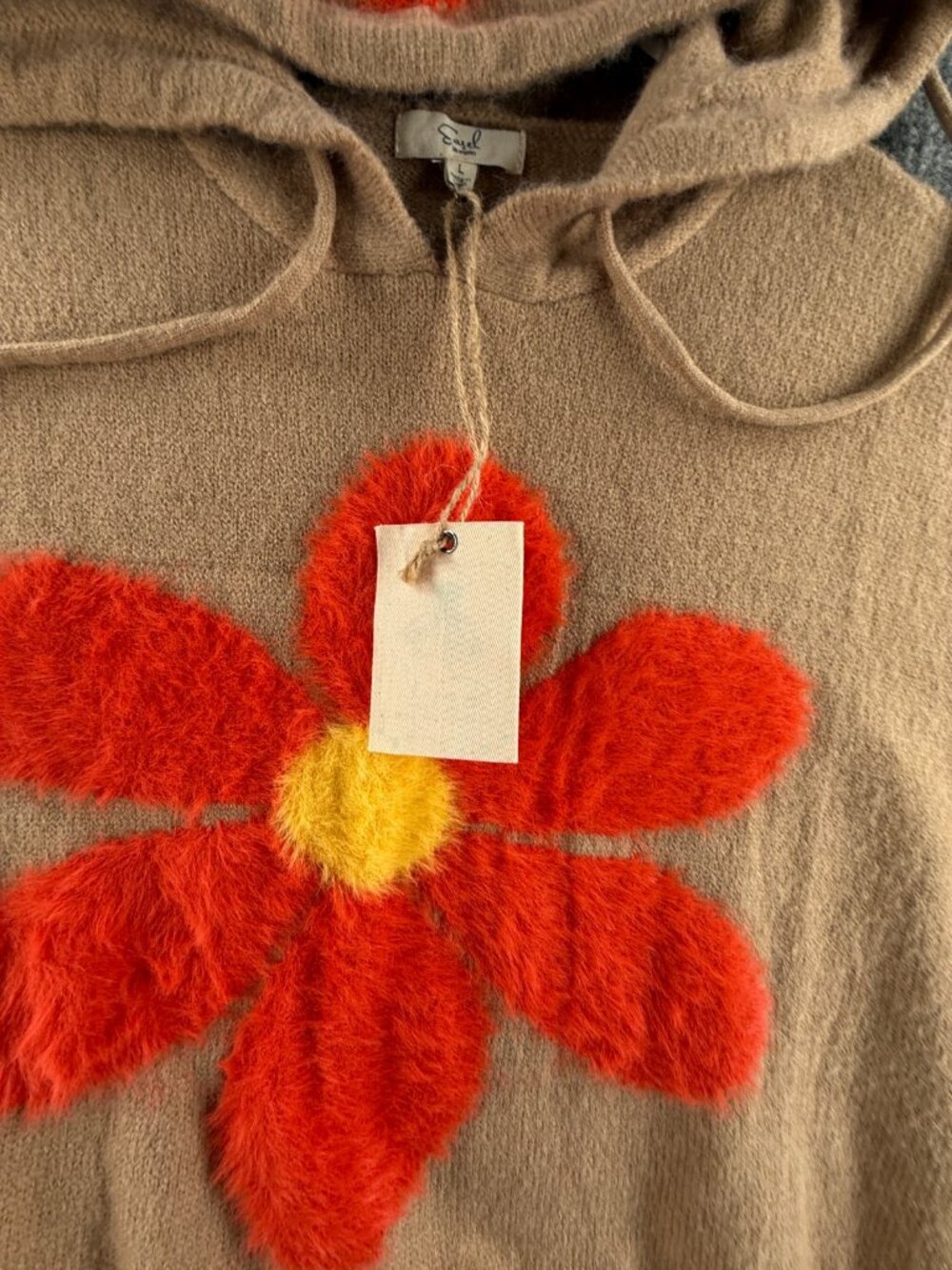 NWT Easel Sweater Beige Colorful Floral Soft Acrylic Blend Large Knit Hooded - Picture 12 of 15